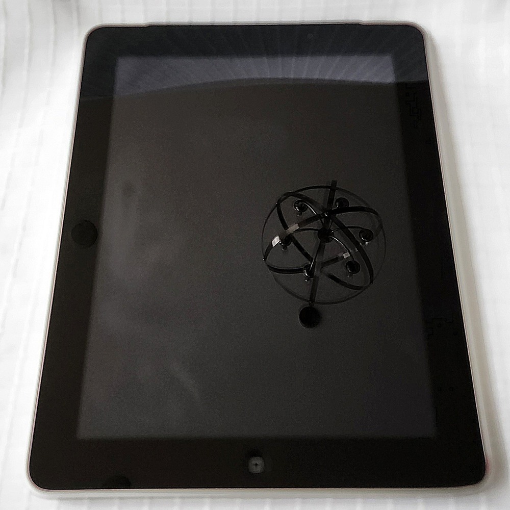 Apple iPad 1st Gen 32gb Silver A1337 WiFi 3g powers on Locked see Description‎